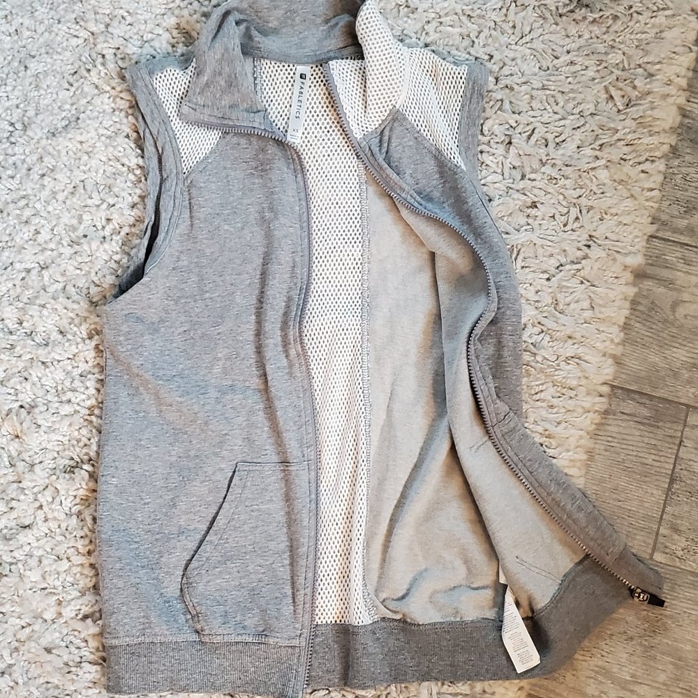 Fabletics Vest - image 2